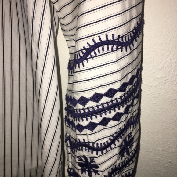 Madewell button up  embroidered 3/4 sleeve  top - Picture 4 of 5